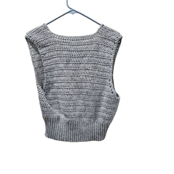Beautiful grey vest - Picture 4 of 7